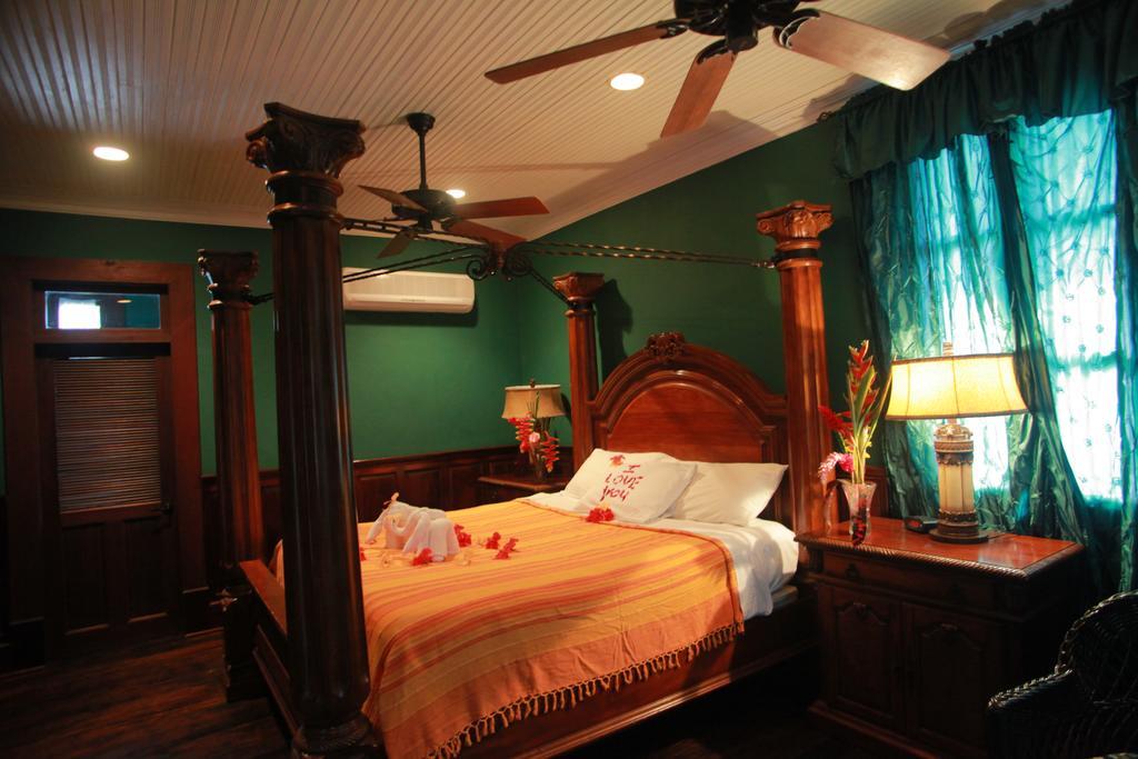 Mahogany Hall Luxury Boutique Resort San Ignacio Exterior photo