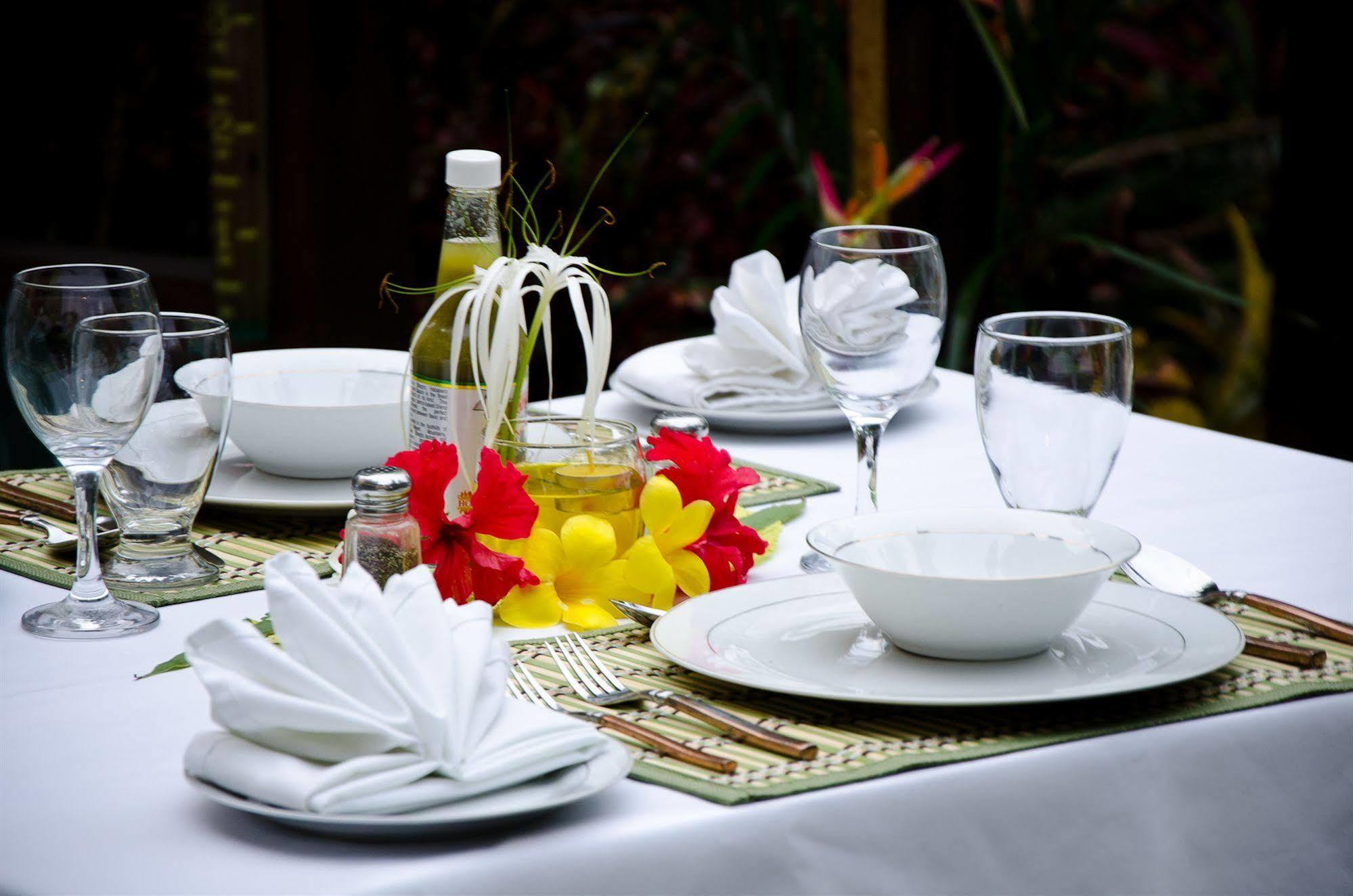 Mahogany Hall Luxury Boutique Resort San Ignacio Exterior photo