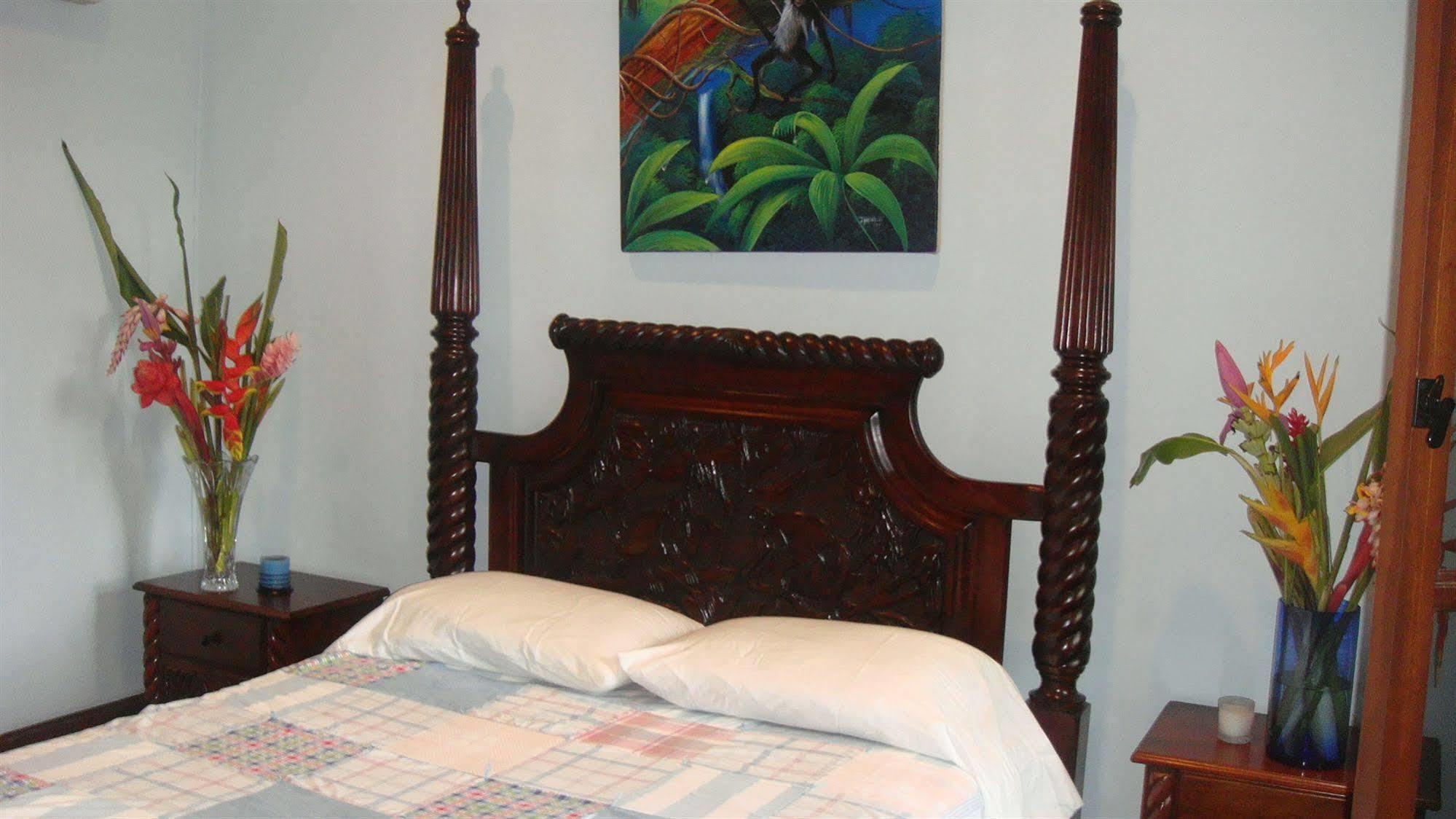 Mahogany Hall Luxury Boutique Resort San Ignacio Exterior photo